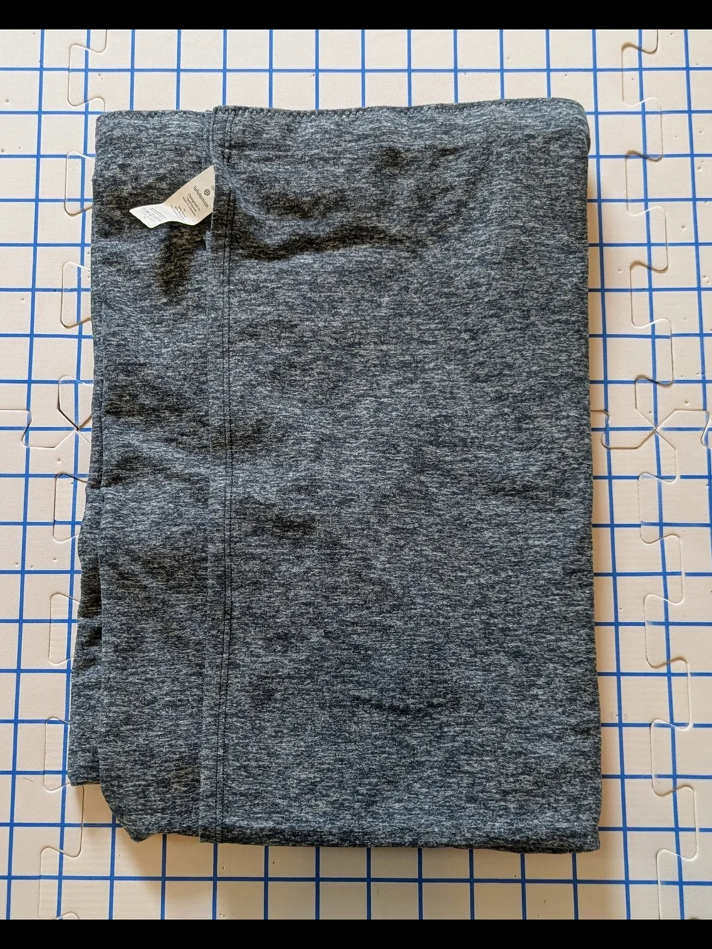 Lululemon Vinyasa Snap Infinity Scarf | Heathered Dark Gray | OS | EUC